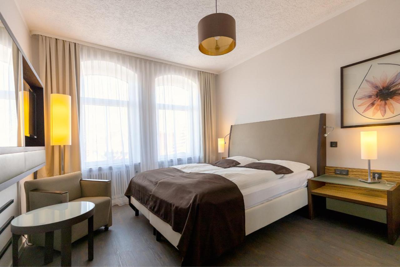 Hotel Garni " Am Domplatz" Erfurt Ngoại thất bức ảnh